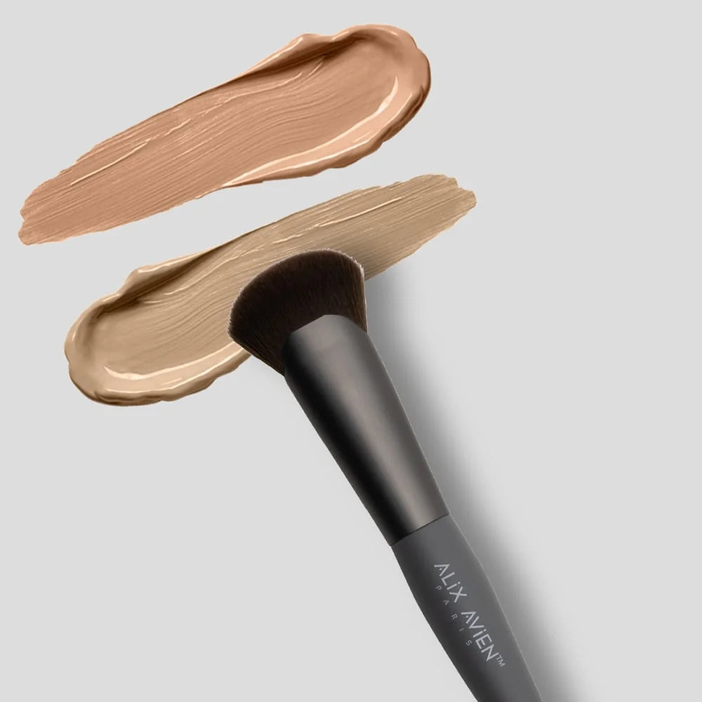ALIX AVIEN FOUNDATION BRUSH - MAKIAŽO PAGRINDO ŠEPETĖLIS