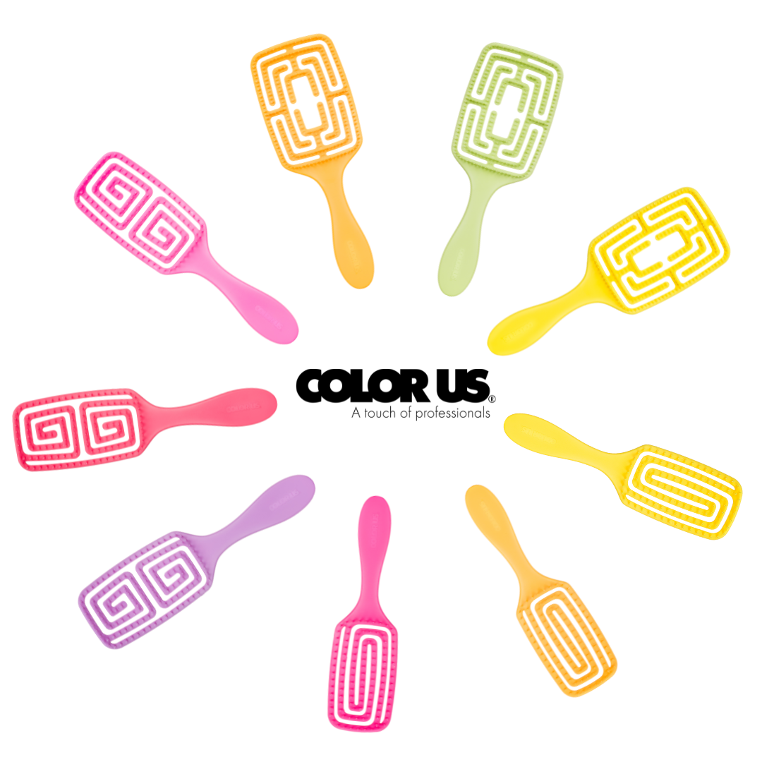 COLOR US kvapnūs ergonominiai plaukų šepečiai