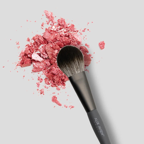 ALIX AVIEN BLUSHER BRUSH - SKAISTALŲ ŠEPETĖLIS