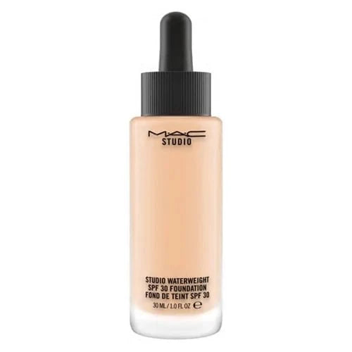 MAC Studio Waterweight SPF30 Foundation NC25 30 ml - Skysta pudra